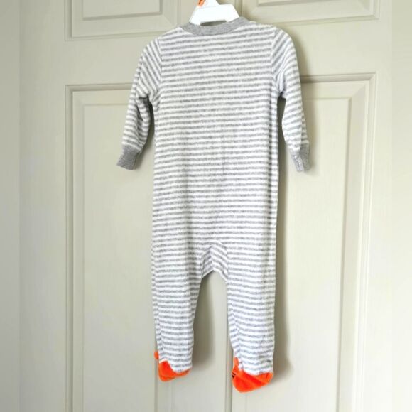 2/$15 Carter's Terry Cloth Sleeper Size 6 M - Picture 4 of 4